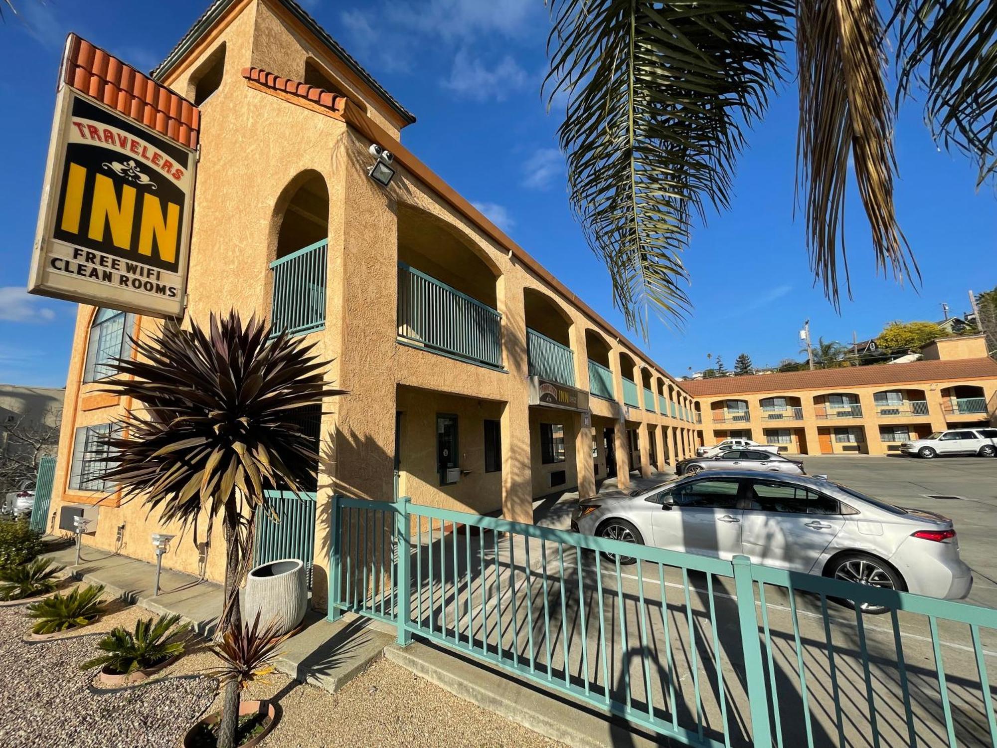 קסטרו ואלי Travelers Inn מראה חיצוני תמונה
