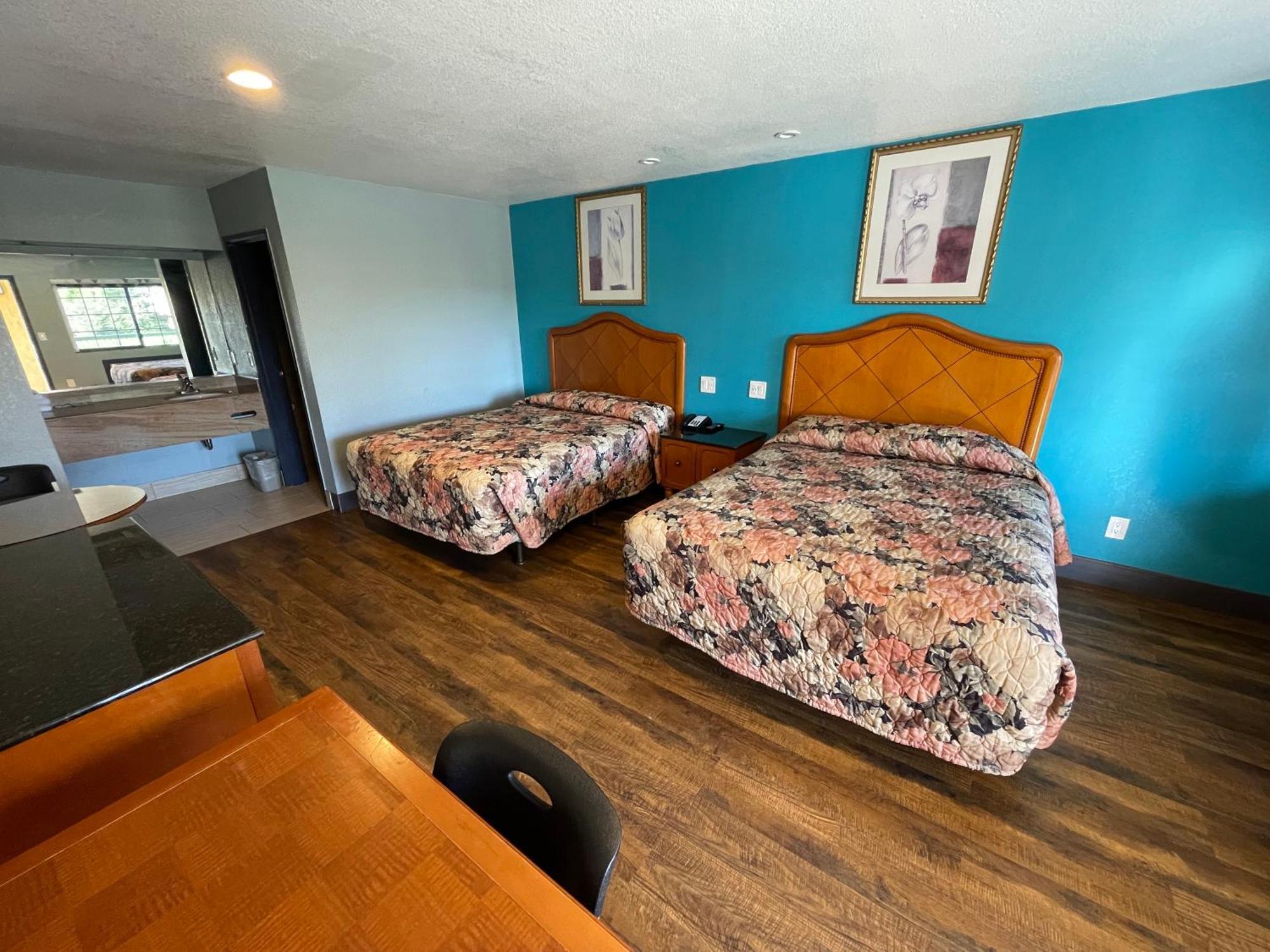 קסטרו ואלי Travelers Inn מראה חיצוני תמונה