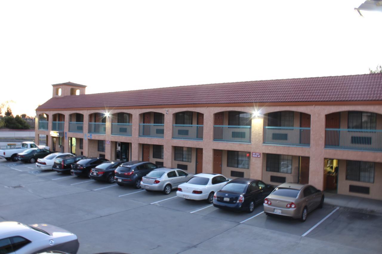 קסטרו ואלי Travelers Inn חדר תמונה